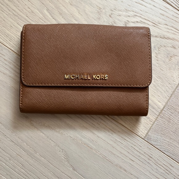 Michael Kors Wallet - Picture 1 of 5